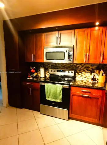 2802 N 46 Avenue Hollywood FL 33021