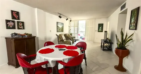 2802 N 46 Avenue Hollywood FL 33021