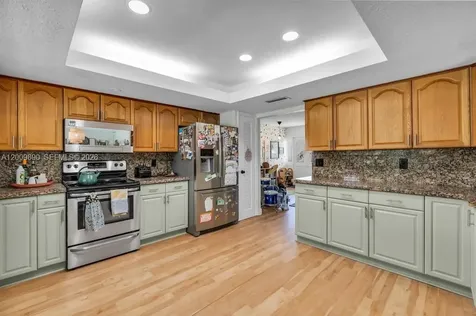 620 Lake Dasha Circle Plantation FL 33324