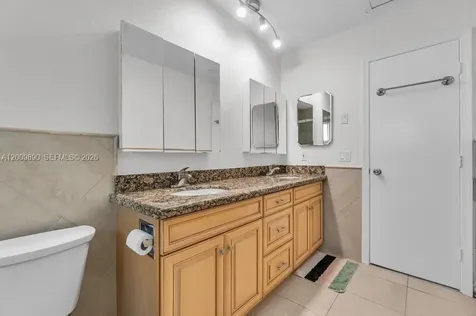 620 Lake Dasha Circle Plantation FL 33324