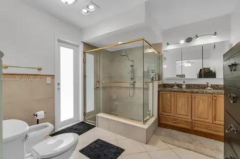 620 Lake Dasha Circle Plantation FL 33324