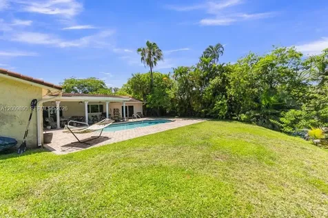 620 Lake Dasha Circle Plantation FL 33324