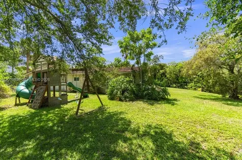 620 Lake Dasha Circle Plantation FL 33324