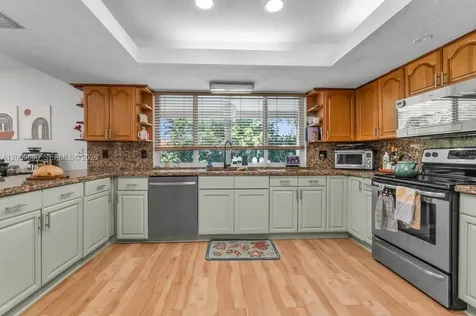 620 Lake Dasha Circle Plantation FL 33324