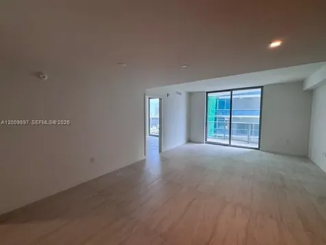 77 SE 5 Street Miami FL 33131