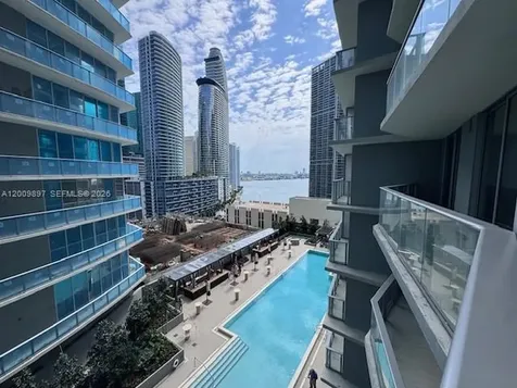 77 SE 5 Street Miami FL 33131