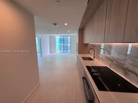 77 SE 5 Street Miami FL 33131