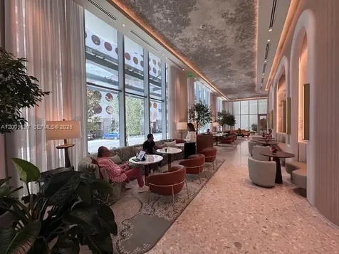 77 SE 5 Street Miami FL 33131
