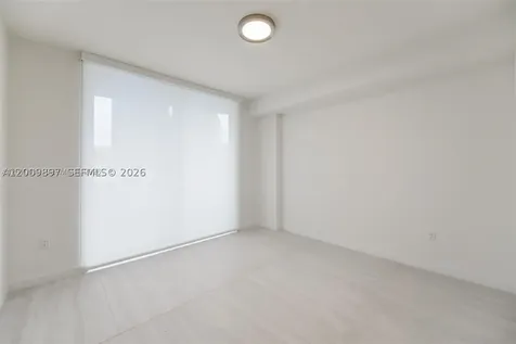 77 SE 5 Street Miami FL 33131