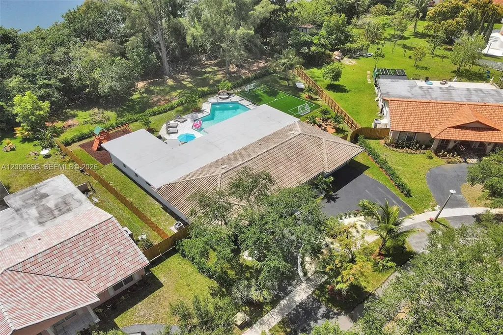 1960 SW 51st Terrace Plantation FL 33317