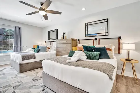 1960 SW 51st Terrace Plantation FL 33317