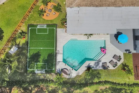 1960 SW 51st Terrace Plantation FL 33317