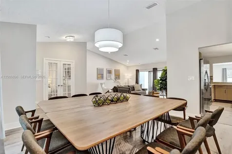 1960 SW 51st Terrace Plantation FL 33317