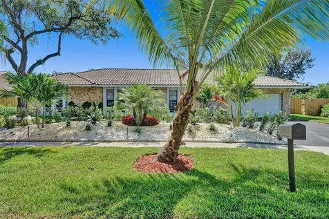 1960 SW 51st Terrace Plantation FL 33317