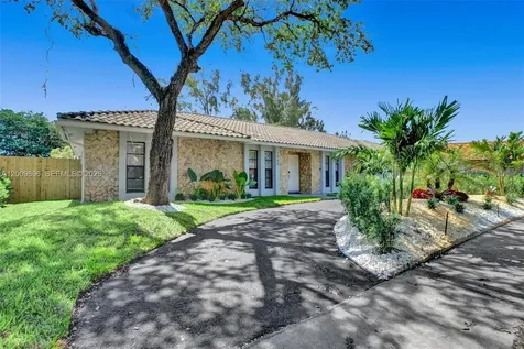 1960 SW 51st Terrace Plantation FL 33317
