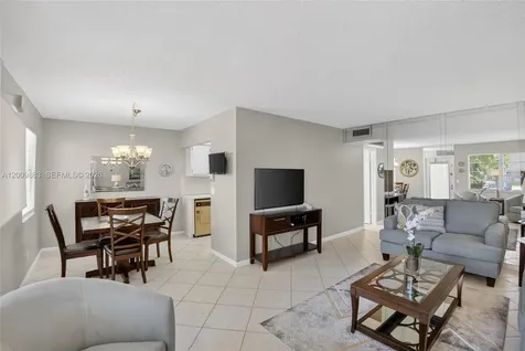 146 Prescott H Deerfield Beach FL 33442