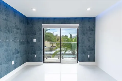 5601 N Ocean Drive Hollywood FL 33019