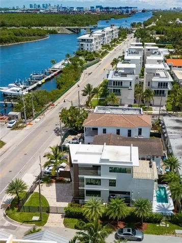 5601 N Ocean Drive Hollywood FL 33019