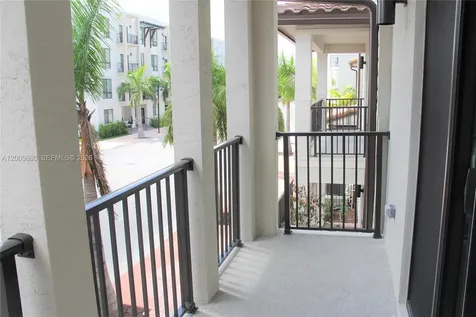 4272 NW 82nd Avenue Doral FL 33166