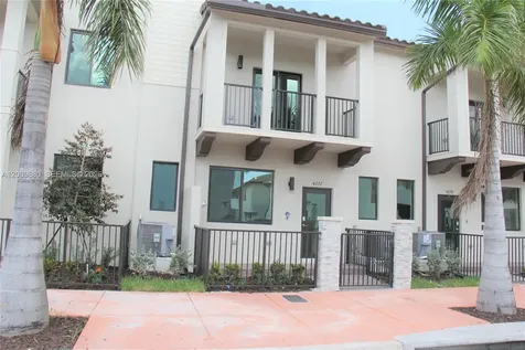 4272 NW 82nd Avenue Doral FL 33166