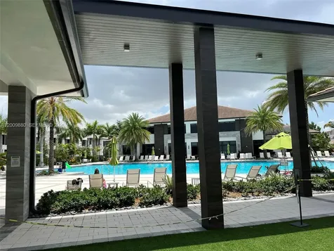 4272 NW 82nd Avenue Doral FL 33166