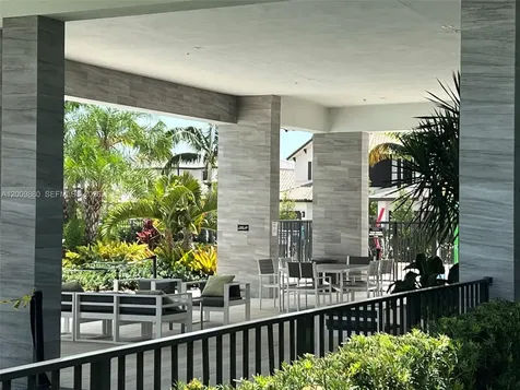 4272 NW 82nd Avenue Doral FL 33166