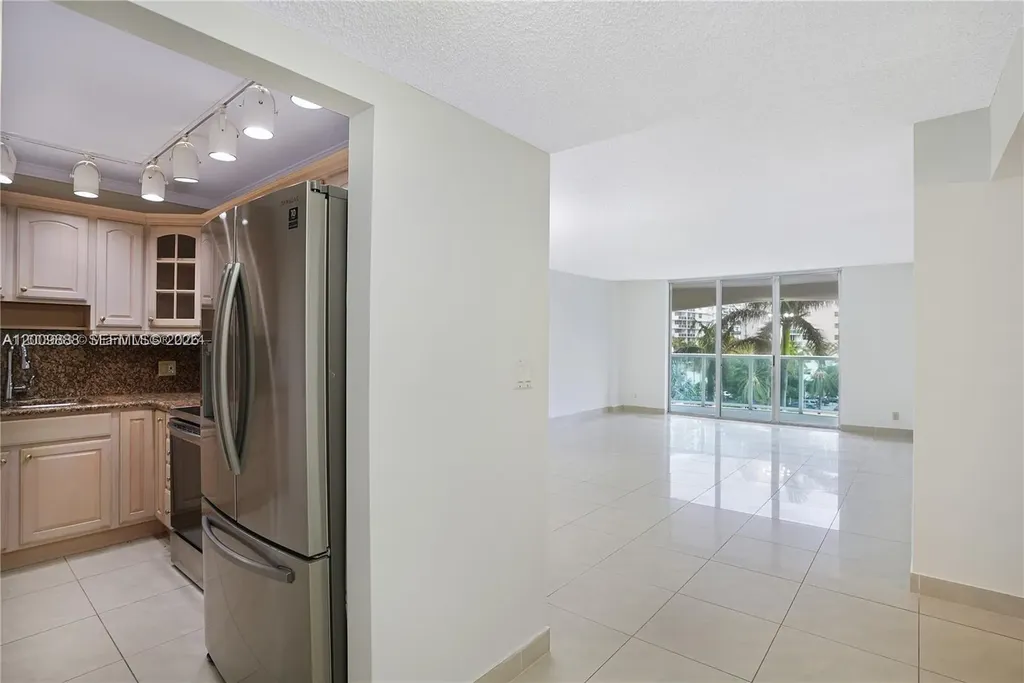 3800 S Ocean Drive Hollywood FL 33019
