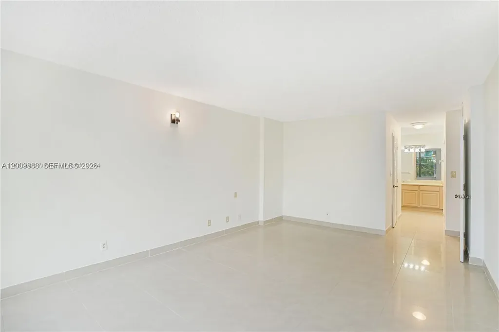 3800 S Ocean Drive Hollywood FL 33019