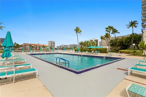 3800 S Ocean Drive Hollywood FL 33019