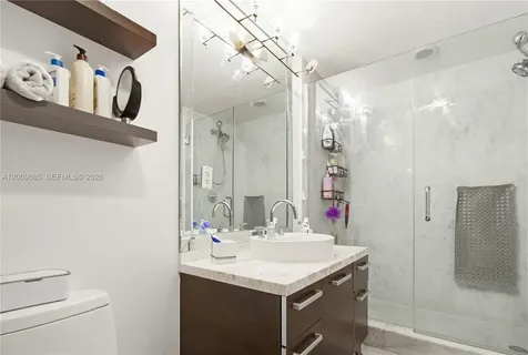 253 NE 2nd Street Miami FL 33132