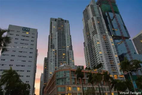 253 NE 2nd Street Miami FL 33132