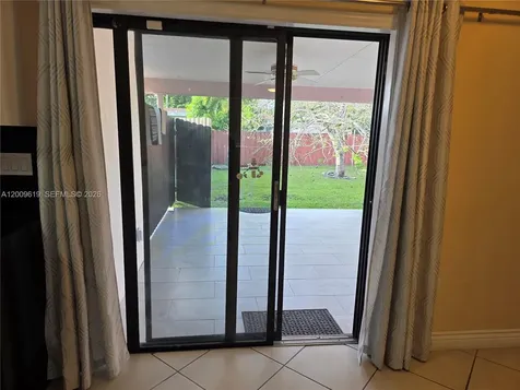 7921 NW 12th Street Pembroke Pines FL 33024