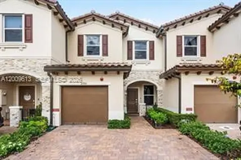 2781 NW 55th Way Lauderhill FL 33313