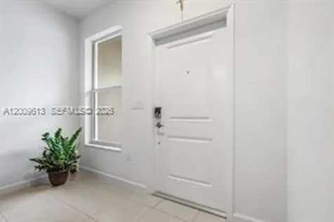 2781 NW 55th Way Lauderhill FL 33313