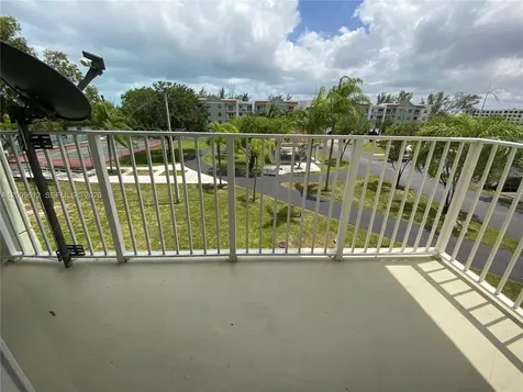 8200 SW 210th Street Cutler Bay FL 33189