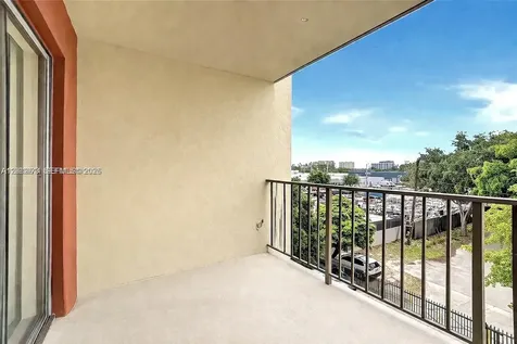 1225 NE 124th Street North Miami FL 33161