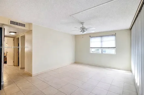 1225 NE 124th Street North Miami FL 33161