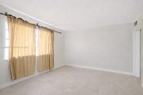 1225 NE 124th Street North Miami FL 33161
