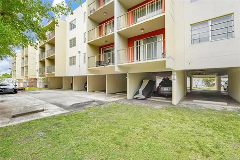 1225 NE 124th Street North Miami FL 33161