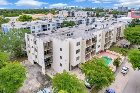 1225 NE 124th Street North Miami FL 33161