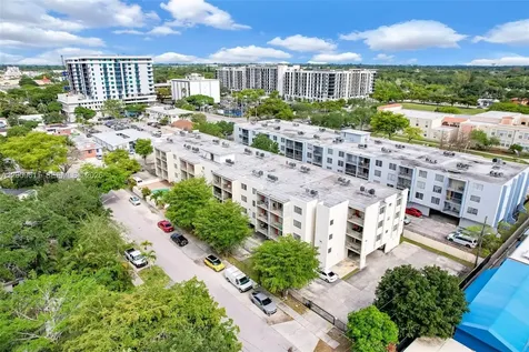 1225 NE 124th Street North Miami FL 33161