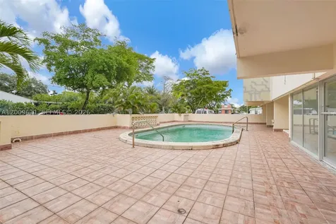 1225 NE 124th Street North Miami FL 33161