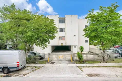 1225 NE 124th Street North Miami FL 33161