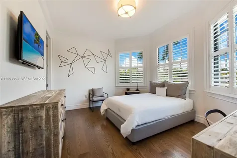 1151 S Alhambra Circle Coral Gables FL 33146