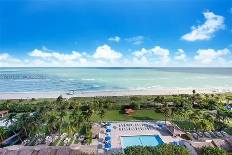 2555 Collins Avenue Miami Beach FL 33140