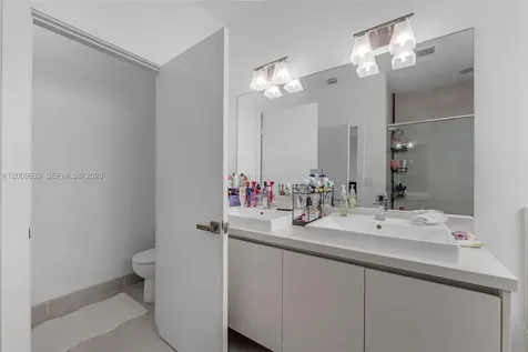 7234 NW 103rd Path Doral FL 33178