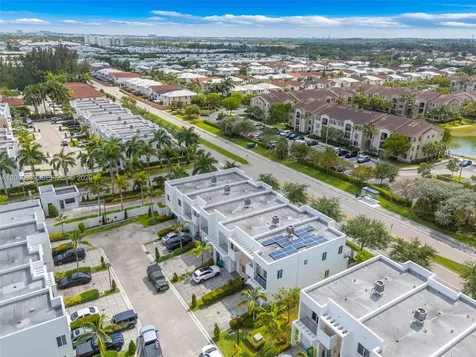 7234 NW 103rd Path Doral FL 33178