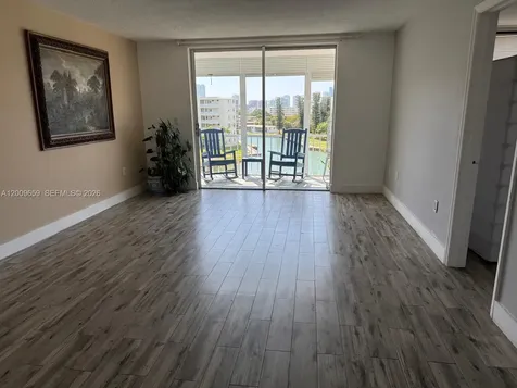 2851 Leonard Drive Aventura FL 33160