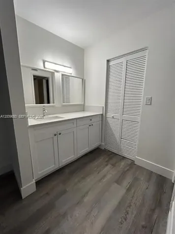 8875 Fontainebleau Boulevard Miami FL 33172