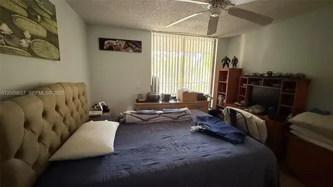 4055 W Mcnab Road Pompano Beach FL 33069